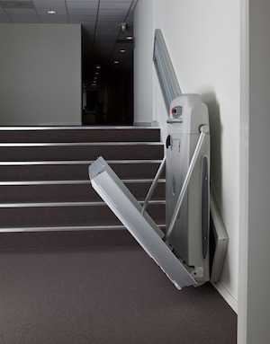 plateforme-monte-escalier-pour-professionnels